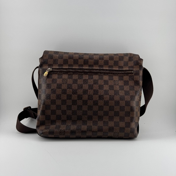 Louis Vuitton Damier Graphite Messenger Bag - Picture 2 of 16